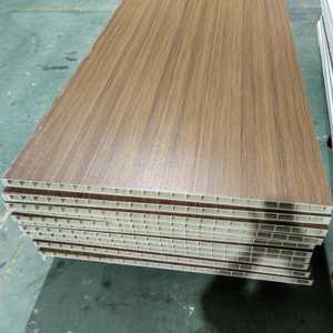 Panneau de porte de salle de bain WPC <span class=keywords><strong>SunnyTech</strong></span> à prix de gros 35mm / 40mm / 45mm avec film PVC laminé, matériau fini imperméable - Product Image 4