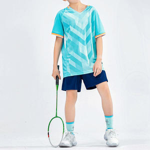 工厂批发最新款廉价男式 100% 涤纶足球队队服复古透气速干短袖球衣 - Product Image 1