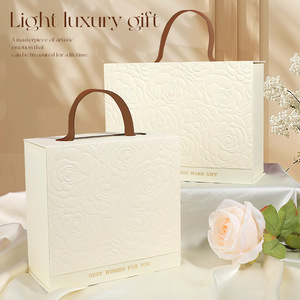 Boîte cadeau magnétique rigide de luxe personnalisée pour coffret cadeau, bijoux, Noël, demoiselles d'honneur, mariage, boîte pliante en papier - Product Image 2