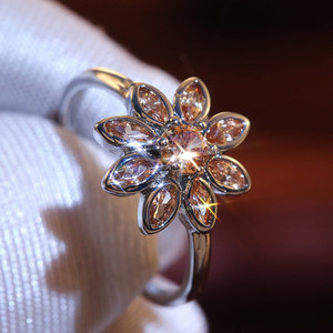<b>Daisy</b> Flower Ring Women Minimalist Floral Open Adjustable Fashion Elegant Crystal Stone Ring - Product Image 1