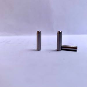 Goupille cylindrique de haute précision en acier, axe de centrage, diamètre personnalisé, fabricant de goupilles de positionnement industrielles et mécaniques - Product Image 1