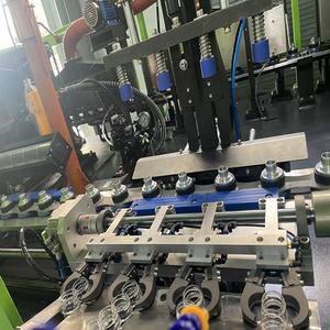 เครื่องขึ้นรูปขวดพลาสติก PET แบบอัตโนมัติเต็มรูปแบบ 4 ช่อง รุ่น LT-F4-4000 ควบคุมด้วย PLC ผลิตขวดได้สูงสุด 2 ลิตร <span class=keywords><strong>ราคา</strong></span>โรงงานโดยตรง - Product Image 2