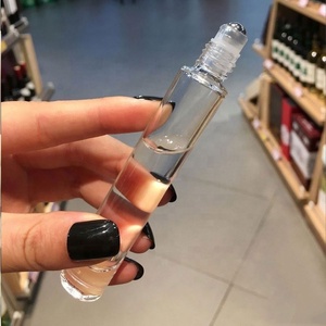 Botella de Vidrio de Alta Calidad de 10 ml con Rodillo de Acero para Esencias - Product Image 1