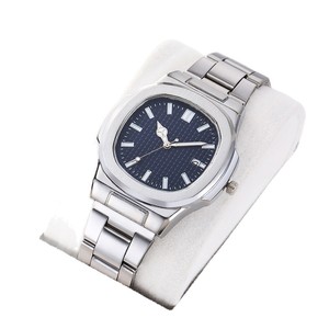Reloj de pulsera para hombre, correa de aleación de acero, esfera redonda, fecha, minimalista, informal, de negocios, regalo de moda - Product Image 5