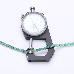 ลูกปัดพลอยธรรมชาติทรงเหลี่ยมเจียระไนสีส้มตาแมว ทับทิมชมพู ปะการัง และหยกขัดเงา ขนาด 1.5 มม. สำหรับทำเครื่องประดับ - Product Image 2