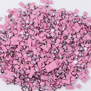 วานซี อาร์ตส์ ขายส่งอุปกรณ์เพชรเรซิ่นเมทัลลิกคุณภาพพรีเมียมรูปทรงสี่เหลี่ยม อุปกรณ์พิเศษสำหรับงานเพชรเพ้นท์ - Product Image 6