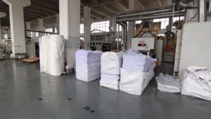 Almohadilla Filtrante Acuática de Alta Calidad de 16 x 16 Pulgadas para Estanques de Peces y Acuarios, 100% Poliéster, Estilo Liso, Filtro para Peceras - Product Image 5