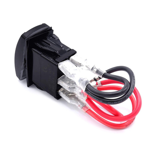 12 V Ổ cắm điện cắm 12 Volt Phụ Kiện Xe Hơi Thuốc lá nhẹ hơn ổ cắm ổ cắm xe ô tô - Product Image 1