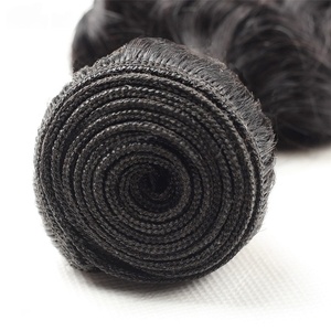 Extensiones de Cabello Humano 100% Naturales, Cabello Remy de Grado Profesional con Cutículas Alineadas, Ondulado Profundo, Trama Única a Máquina, Pueden Permanecer Rizadas - Product Image 4