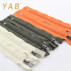 YAB Importation Chine Coloré <span class=keywords><strong>En</strong></span> Rouleaux Vêtements Vêtement Accessoires 3 #5 # Dents <span class=keywords><strong>En</strong></span> Nylon Ruban Zip <span class=keywords><strong>Fermeture</strong></span> <span class=keywords><strong>Éclair</strong></span> - Product Image 1