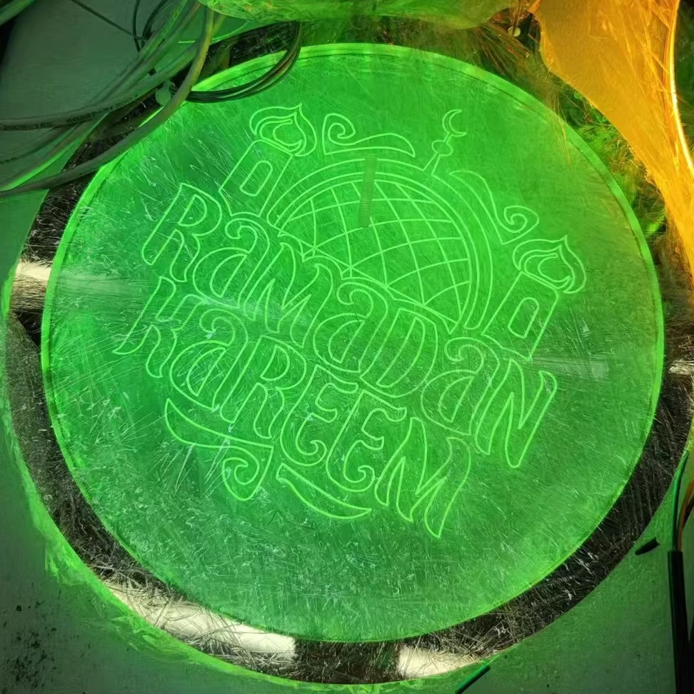 สีเขียว