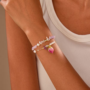 Pulseras de Moda de Lujo Hechas a Mano con Cadena de Oro de 14K, Dije de Capullo de Rosa Preservado, Extensor Ajustable y Cierre de Corazón de Oro Auténtico - Product Image 4