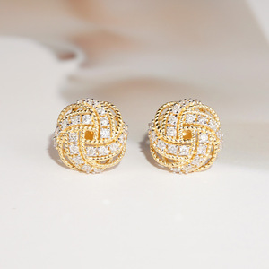 Orecchini a Perno Rotondi Semplici per Donne, Accessori Vintage alla Moda per Uso Quotidiano, Outfit Casual e Regalo - Product Image 1