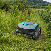 Robot tondeuse professionnel télécommandé à chenilles, moteur essence 4 temps 452cc, pour la tonte des pâturages et des bords de route
