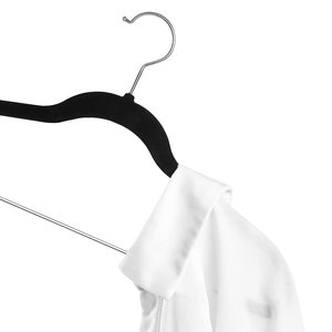 Cintres en velours noir de qualité supérieure pour pantalons, avec pince réglable, vente en gros - Product Image 5