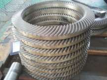 Piñón de engranaje cónico en espiral de transmisión de ángulo recto para vehículos todoterreno - Product Image 5
