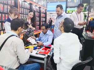 Cuchillo <span class=keywords><strong>DE</strong></span> <span class=keywords><strong>SEGURIDAD</strong></span> cuchillo <span class=keywords><strong>de</strong></span> utilidad <span class=keywords><strong>retráctil</strong></span> automático mango <span class=keywords><strong>de</strong></span> plástico caja <span class=keywords><strong>de</strong></span> agarre antideslizante cuchillo cortador <span class=keywords><strong>de</strong></span> cartón personalizado <span class=keywords><strong>de</strong></span> fábrica RX009 - Product Image 6