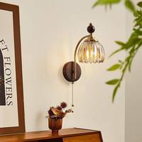 Lampe murale de style médiéval avec cadre en fer LED et abat-jour en verre pour salon et couloir, commande par chaîne