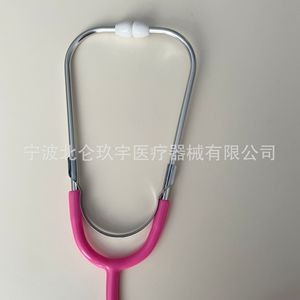 Estetoscopio, un juguete de rol para niños, para médicos y enfermeras de jardín de infancia, hecho con materiales ecológicos. - Product Image 4