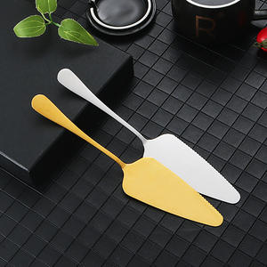 Juego de espátulas para pasteles de acero inoxidable, 2 piezas, herramienta triangular dentada antiadherente para hornear, para cortar pasteles, pizza y queso - Product Image 2