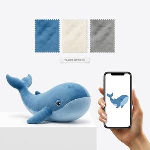 Peluche baleine bleue personnalisée, douce, bicolore, avec ventre incurvé et plastron arrondi, jouet mascotte personnalisé pour les grands fonds marins - Product Image 1