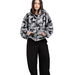 Vente flash : sweat à capuche zippé camouflage surdimensionné pour homme, style streetwear, en polaire - Product Image 4