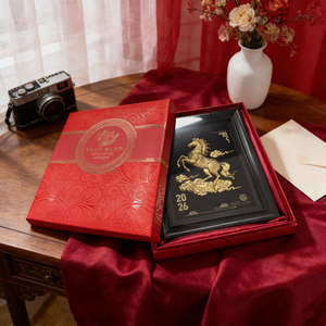 Moderna Pittura 3D in Lamina d'Oro Commemorativa dell'Anno del Cavallo per Arredamento Soggiorno - Product Image 2