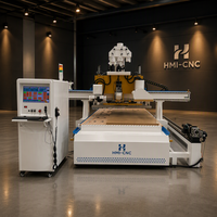 Centre d'usinage CNC ATC 3 axes avec tête pivotante à axe rotatif pour la sculpture de statues 3D et la découpe de meubles
