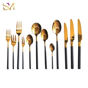 <span class=keywords><strong>Restaurante</strong></span> al por mayor elegante mango negro cubiertos de oro conjuntos de cubiertos de acero inoxidable para <span class=keywords><strong>la</strong></span> boda - Product Image 1