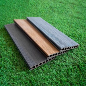 Tarima de <span class=keywords><strong>Madera</strong></span> Compuesta Resistente al Agua, <span class=keywords><strong>Precio</strong></span> de Fábrica OEM, WPC Coextruido, Fácil Instalación, Revestimiento para Exteriores - Product Image 3