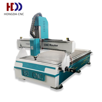 Routeur CNC HONGDDA principalement pour les casiers, broche pour le travail du bois, panneau ACP, routeur CNC 1325