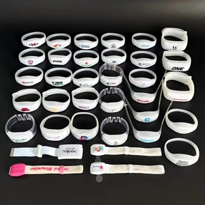 Bracelets <span class=keywords><strong>LED</strong></span> lumineux pour enfants et adultes, clignotants, télécommandés, pour Halloween, fournitures de fête, décorations - Product Image 4