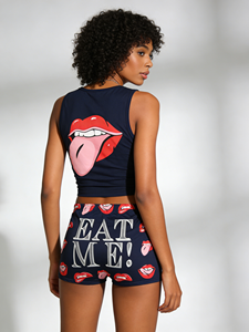 Shorts taille haute bleu marine à imprimé lèvres pour femme – Respirants, décontractés, confortables, avec taille élastique, parfaits pour se détendre et dormir - Product Image 2