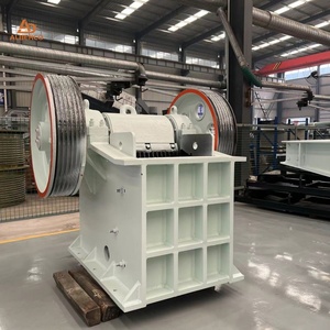 מגרסת לסתות תעשייתית כבדה עם מנוע ותיבת הילוכים לריסוק ראשוני של אבן מחצבה, קו ייצור, אחריות לשנה - Product Image 6