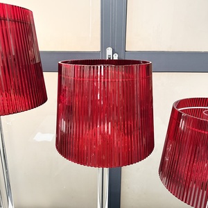 โคมไฟตั้งโต๊ะสีแดง โคมแก้วคริสตัลก้านยาว ที่วางเทียนแก้ว ของตกแต่งโต๊ะงานแต่งงาน ของประดับตกแต่งกลางโต๊ะ - Product Image 5