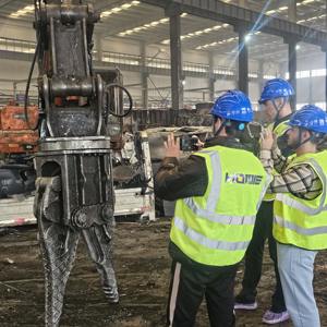 Cisailles hydrauliques HOMIE pour démontage de voitures, équipement de démolition et de déchiquetage de véhicules pour ferrailleuses - Product Image 6