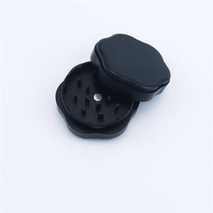 Molino de Hierbas de Aleación de Aluminio Resistente con Dientes Afilados, Logotipo Personalizado Disponible - Product Image 1