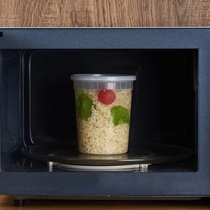32 Oz. Plastic Deli Containers With Lids, Leakproof, <b>Stackable</b>, BPA Free, Microwavable, Freezer Safe - Product Image 4