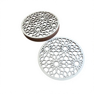 Sous-verres carrés en MDF et résine, faits à la main, de qualité alimentaire, écologiques, design classique, pour la cuisine et les restaurants - Product Image 1