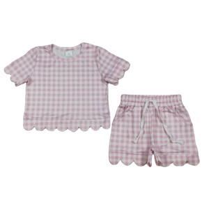 GSSO3183 rts Vente en gros Ensemble d'été pour petite fille, imprimé à carreaux roses, manches courtes, vêtements pour enfants, ensemble festonné - Product Image 1