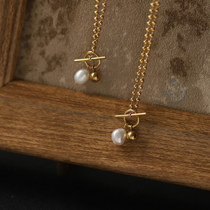 Collier pour femme en acier inoxydable plaqué or 18 carats avec fermoir à bascule OT, perles baroques vintage, bijoux PVD - Product Image 2