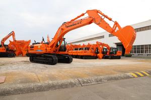 Avanzado LONKING LG6376F G4 30 Ton Excavadora sobre orugas Maquinaria de excavación industrial Alto rendimiento Marca China - Product Image 3