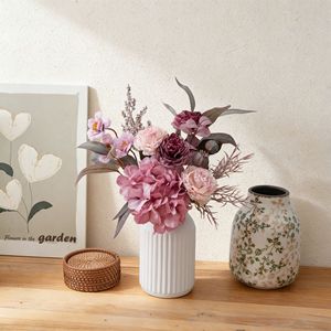Bouquet de fleurs artificielles Hortensia et Rose Old Dream pour mariage, décoration murale et design floral transfrontalier - Product Image 1