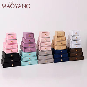 Caja de Joyería Rectangular de Papel Kraft para Anillos y Collares, Caja de Almacenamiento de Papel en Stock, Venta al Por Mayor - Product Image 1