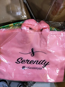 Túi Nhựa PE Màu Đen Có Tay Cầm Mềm Đóng Gói Logo Tùy Chỉnh Tái Chế Hàng May Mặc Mua Sắm - Product Image 5