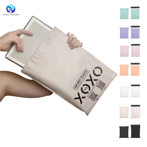Fabricante Biodegradable Custom Poly Mailer Compostable Polymailer Envío Embalaje Mailing Bolsa de mensajería de plástico para ropa - Product Image 1