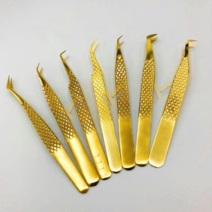 Pince à cils avec logo personnalisé plaqué or 24K Volume Lash Diamond Grip Pointed Private Label Fibre d'acier durable pour sourcils - Product Image 3