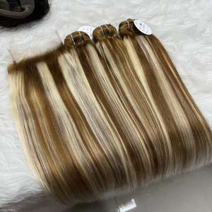 موردو الشعر الموثوقون يقدمون بيع بالجملة لباروكات الشعر البشري الملون 100% شعر خام، عروض الجمعة السوداء، خصلات شعر مميزة - Product Image 1