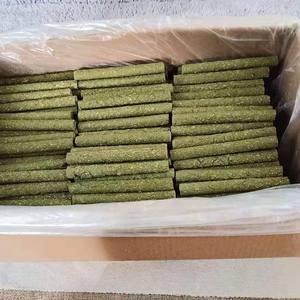 Dayanıklı <span class=keywords><strong>Pet</strong></span> oyuncak toplu Timothy çim sopa tavşan Chinchilla hollandalı domuz gine domuz-molars stimülasyon için hayvan oyuncaklar paketlenmiş çanta - Product Image 2