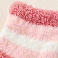 Chaussettes douillettes en tricot respirant personnalisées OEM ODM pour femmes, chaussettes de détente moelleuses à rayures, chaussettes de sommeil confortables, chaudes pour l'hiver, vente en gros